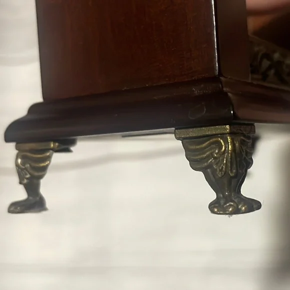 Vintage Bombay Company Business Card Holder - Picture 6 of 6